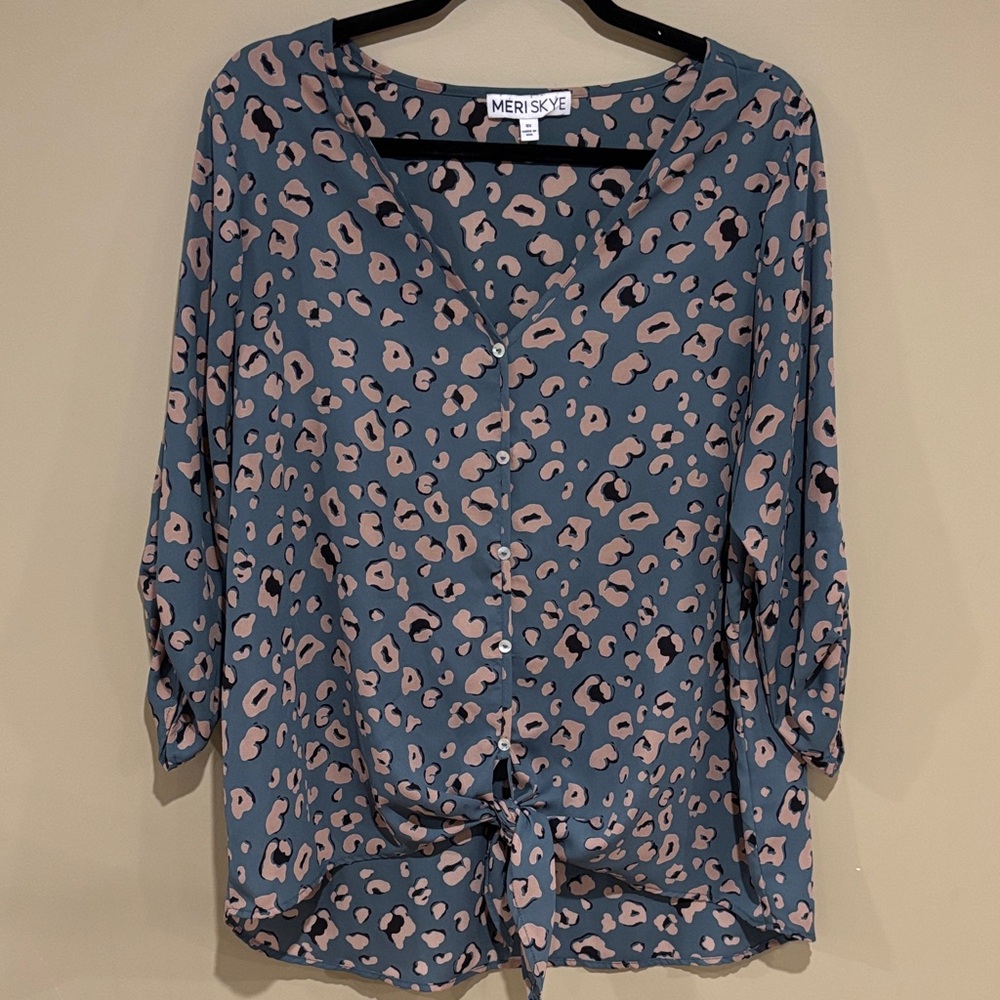 Blue cheetah button down tie front